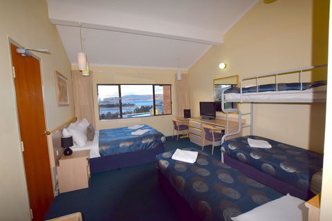 Alpine Resort Motel - Holiday Sunshine Coast 2