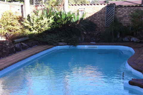 Central Motel Nelson Bay - Sunshine Coast Tourism 3