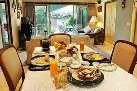 Woodland By The Bay & Puddleduck Cottage - Sunshine Coast Tourism 6