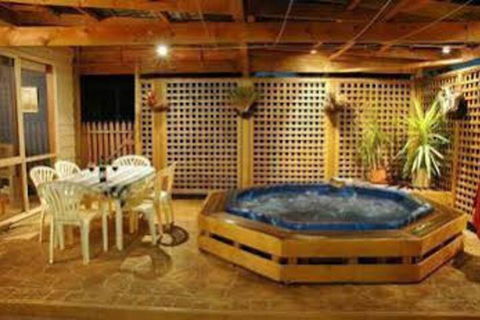 Woodland By The Bay & Puddleduck Cottage - Sunshine Coast Tourism 0