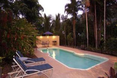 Port Douglas Valley Retreat - Sunshine Coast Tourism 5