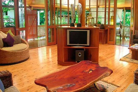 Port Douglas Valley Retreat - Sunshine Coast Tourism 2