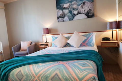 Leagues Motel - Holiday Sunshine Coast 0