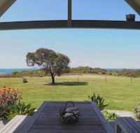 Bear Gully Coastal Cottages - Holiday Sunshine Coast