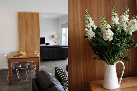 Relbia Lodge - Holiday Sunshine Coast 7