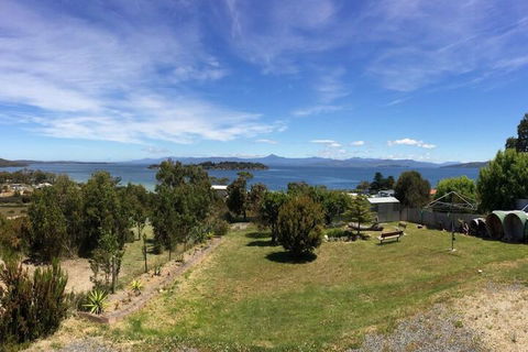 Discover Bruny Island Holiday Accommodation - Sunshine Coast Tourism 1