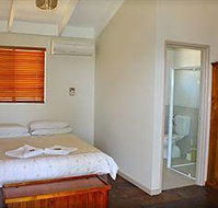 Dunsborough Cottages - Sunshine Coast Tourism