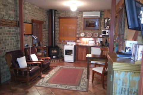 Eagle Foundry Bed & Breakfast - Holiday Sunshine Coast 4
