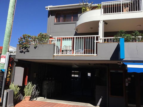 Byron Beach House - Sunshine Coast Tourism 5