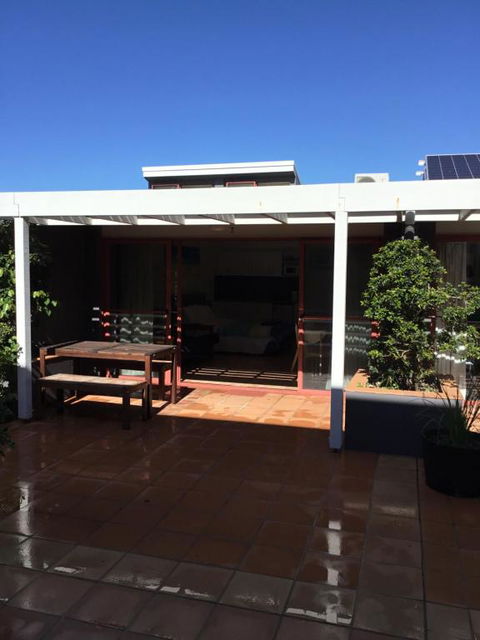 Byron Beach House - Sunshine Coast Tourism 6