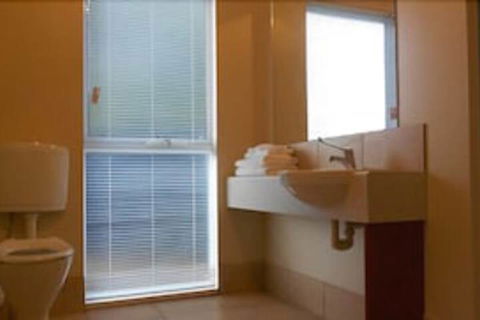 Avocados Accommodation - Holiday Sunshine Coast 3
