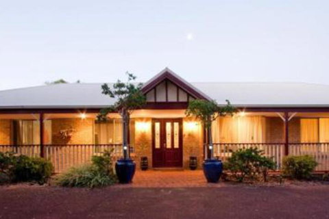 Toby Inlet Bed & Breakfast - Sunshine Coast Tourism 3