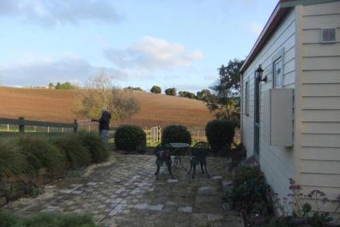 Valleyfield Cottage - Sunshine Coast Tourism 0