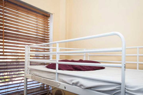 Manly Harbour Backpackers - Holiday Sunshine Coast 2