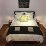 Smiths Lake House - Sunshine Coast Tourism 0