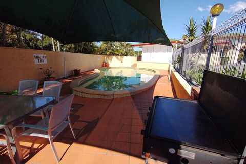 Aspley Sunset Motel - Holiday Sunshine Coast 7