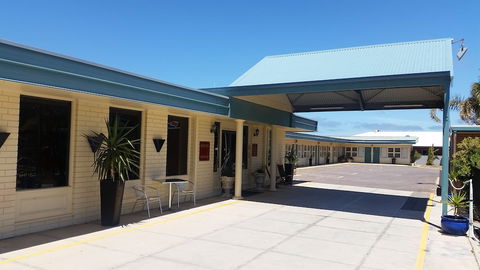 Ceduna East West Motel - Holiday Sunshine Coast 0