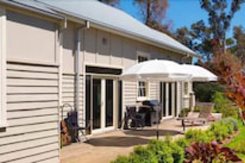 The Scout Hall - Holiday Sunshine Coast 7