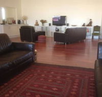 Crossroads Ecomotel - Sunshine Coast Tourism