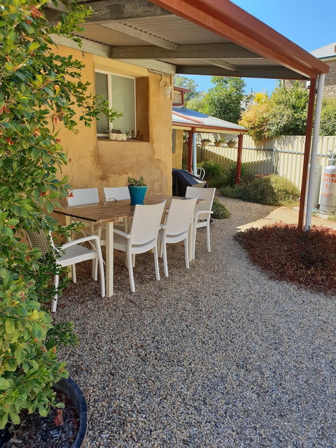 Queen's Cottage Bed And Breakfast Barossa Valley - Sunshine Coast Tourism 6