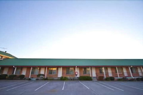 Branxton House Motel, Hunter Valley - Sunshine Coast Tourism 1