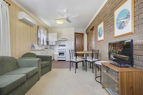 Sandpiper Holiday Apartments - Sunshine Coast Tourism 7