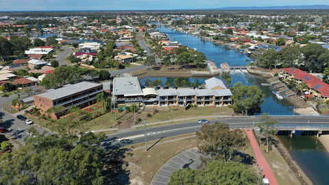 Bribie Waterways Motel - Sunshine Coast Tourism 4