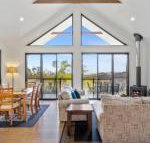 Ravensbourne Escape Stella Luna - Holiday Sunshine Coast