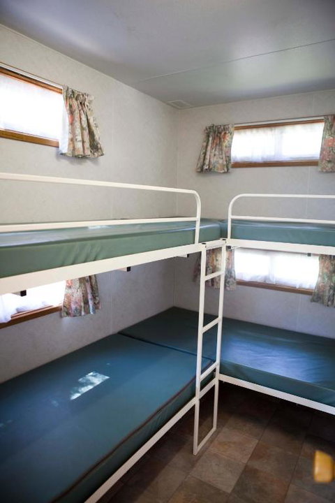 Strayleaves Caravan Park - Holiday Sunshine Coast 6