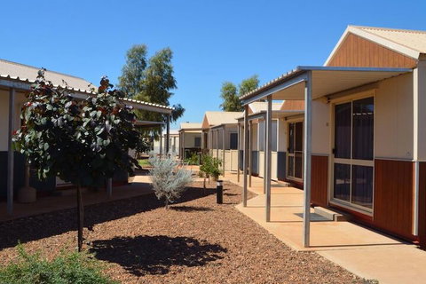 Karratha Village - Holiday Sunshine Coast 3