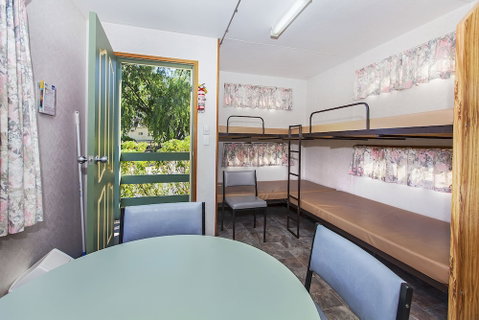 Naracoorte Holiday Park - Sunshine Coast Tourism 1