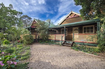 Trawool Cottages & Farmstay - Holiday Sunshine Coast 6