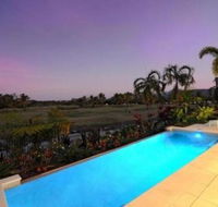 4 Cascade House Luxury Holiday Home - Sunshine Coast Tourism