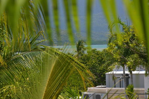 Monsoon Villa B - Sunshine Coast Tourism 4