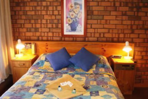 Wintersun Motel - Sunshine Coast Tourism 5