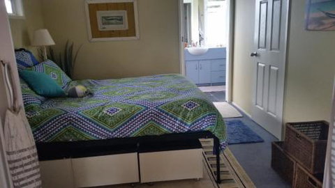 Wyreepi Caribbean Chalet - Sunshine Coast Tourism 4