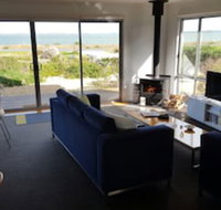 Coorong Waterfront Retreat - Holiday Sunshine Coast