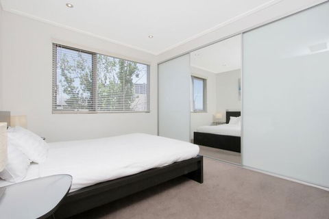 Accommodate Canberra - Glebe Park - Sunshine Coast Tourism 6