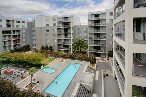 Accommodate Canberra - Glebe Park - Sunshine Coast Tourism 2