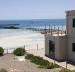 Cliff House Beachfront Villas - Holiday Sunshine Coast