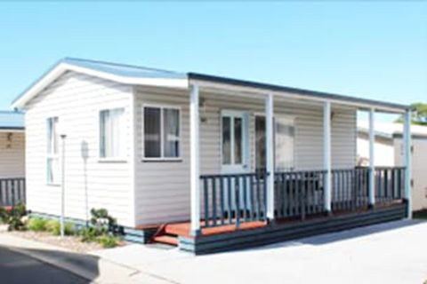 Lifestyle Village Redhead - Sunshine Coast Tourism 0