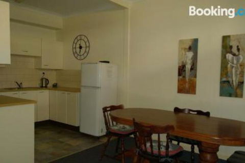 Armidale Ace Apartments - Holiday Sunshine Coast 0
