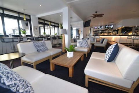 Crossroads Hotel Liverpool - Sunshine Coast Tourism 0