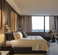 Larmont Sydney by Lancemore - Holiday Sunshine Coast