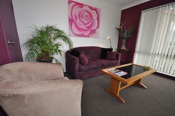 Beachfront Apartments Narooma - Sunshine Coast Tourism 1