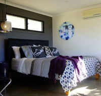 Deshons Retreat - Holiday Sunshine Coast