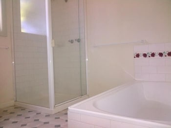 Abelia Cottage Of Daylesford Botanical - Sunshine Coast Tourism 6