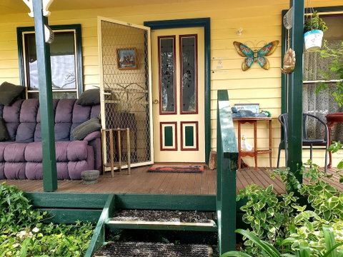 Abelia Cottage Of Daylesford Botanical - Sunshine Coast Tourism 1