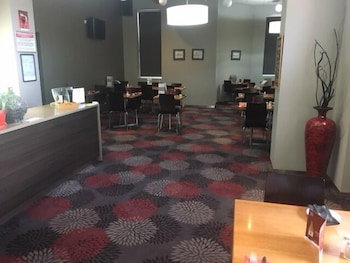 Pastoral Hotel Motel - Holiday Sunshine Coast 5