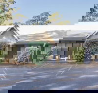 Motto Farm Motel - Sunshine Coast Tourism